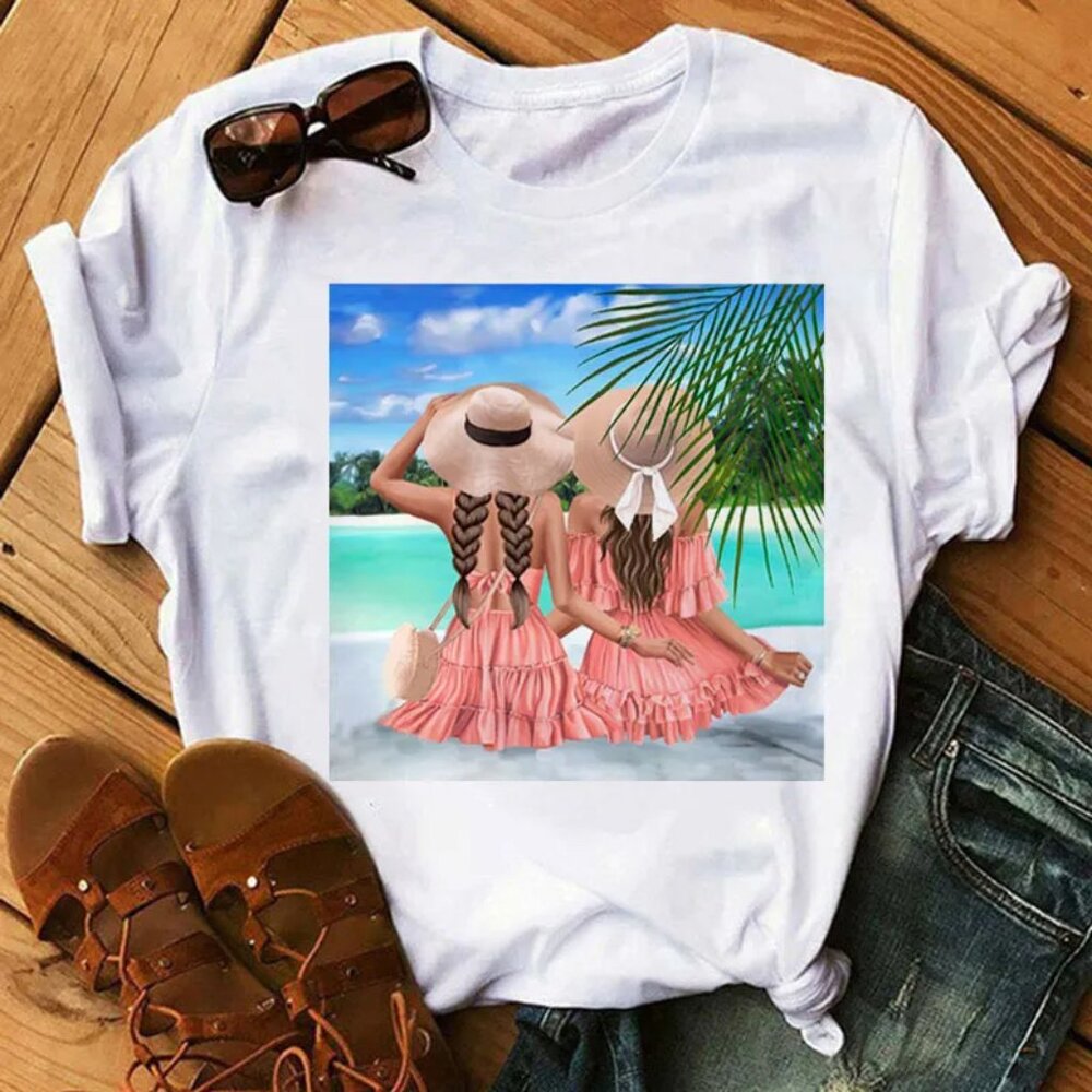 Best Friends#2 Printed Round Neck Short-Sleeved Women T-Shirt Size LARGE
